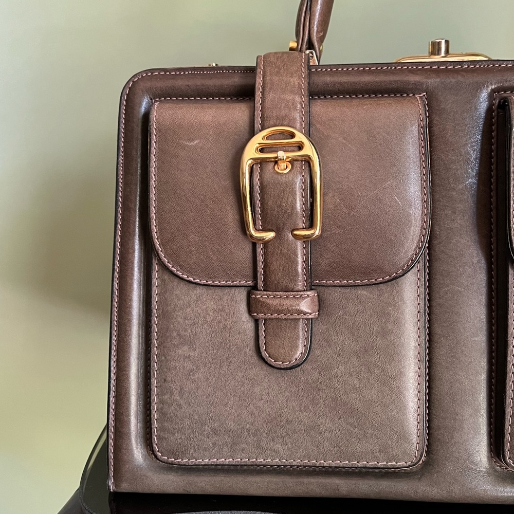 Locking Travel Handbag, Leather Satchel with Original Key, Authentic Vintage - Picture 3 of 16